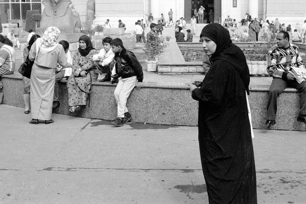 Crowd, Cairo Museum